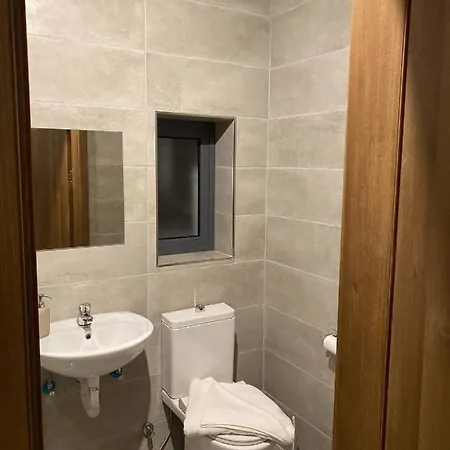 Broadway By The Sea Apartment